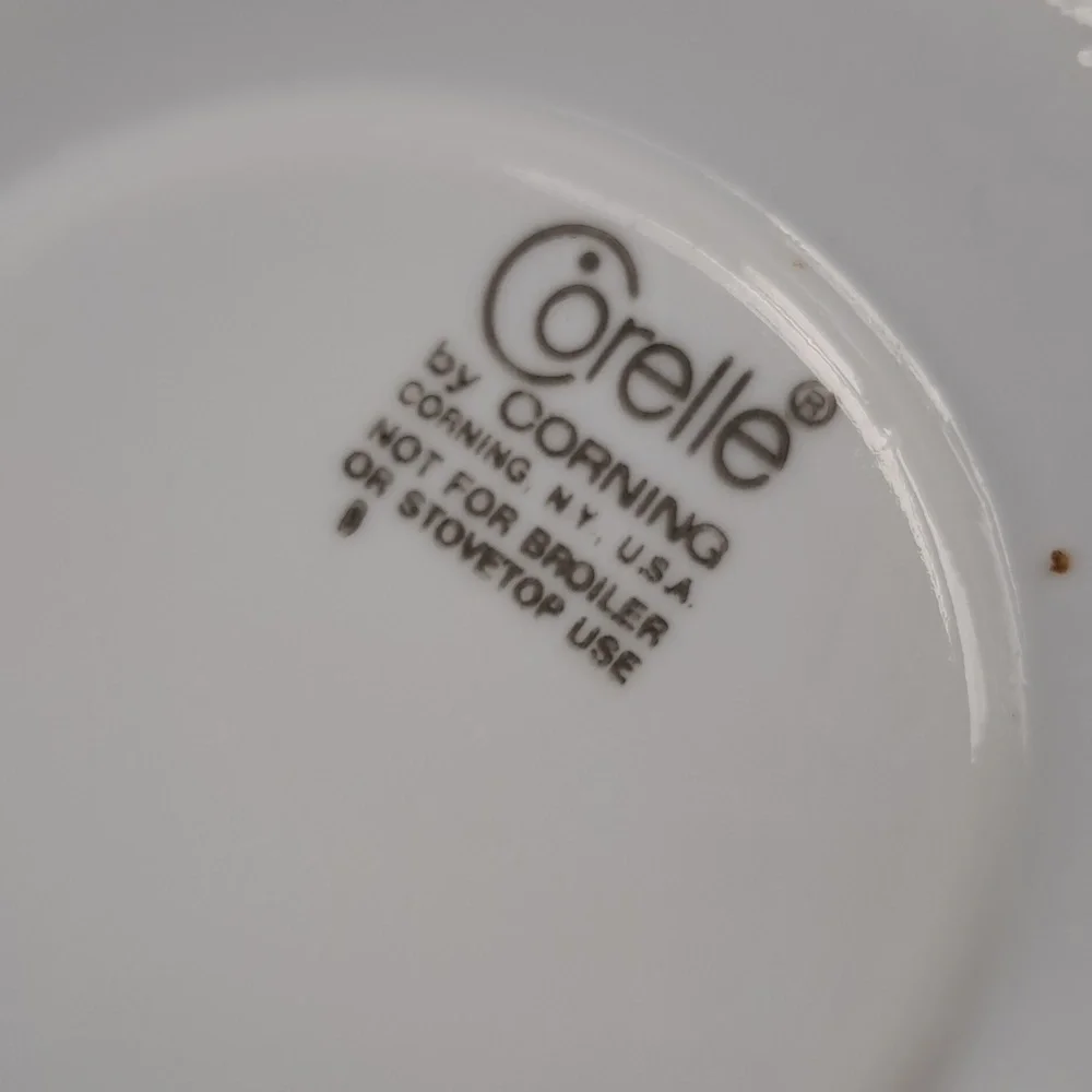 Corelle Corning Crazy Daisy Spring Blossom Saucers 6 1/4